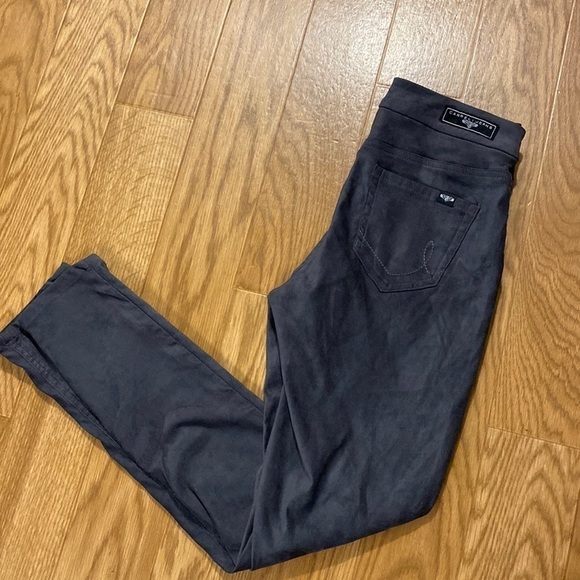 Carreli Angela Fit Women’s Grey Suede Feel Slim Pull On (Size 0/26) - Picture 3 of 13